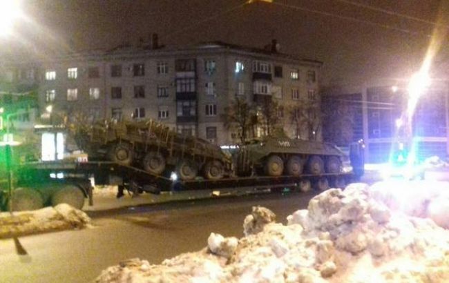 В Харькове произошло ДТП с военной техникой
