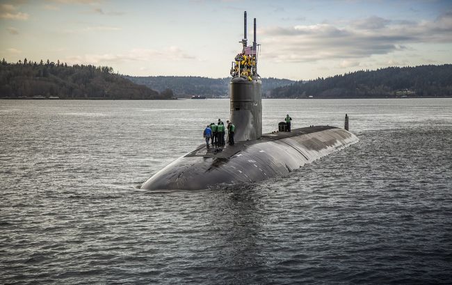 Столкновение атомной подводной лодки США с неизвестным объектом. СМИ сообщили о раненых