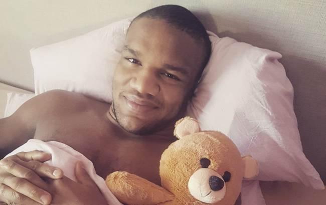 Украинский борец Жан Беленюк примерил розовую пачку гимнастки