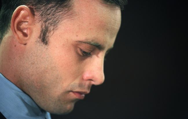 Паралимпиец Оскар Писториус останется под домашним арестом