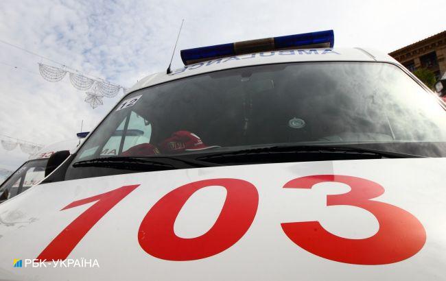 В Запорожье при запуске салюта заряд попал девушке в лицо (видео)