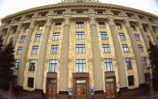 Міліція шукає вибухівку в будівлі Харківської ОДА