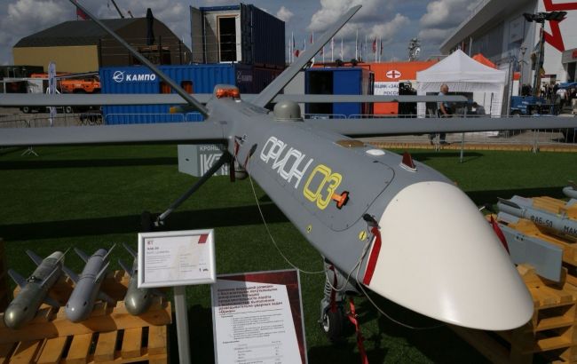 Росія вперше показала на виставці "Бандероль" та "Ковер", якими бʼє по Україні