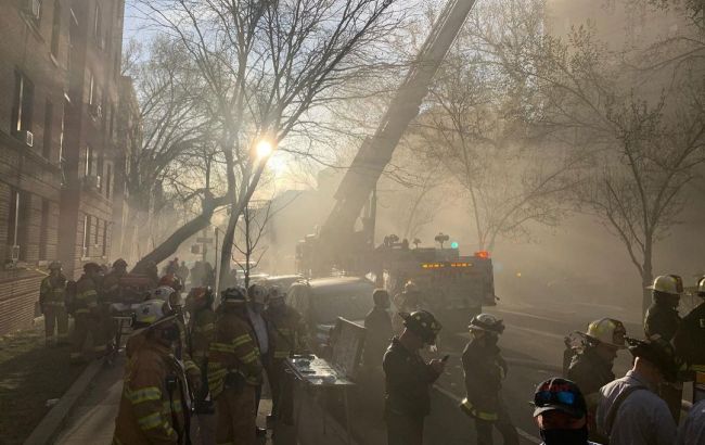 В Нью-Йорке произошел пожар в многоэтажке, более 20 пострадавших