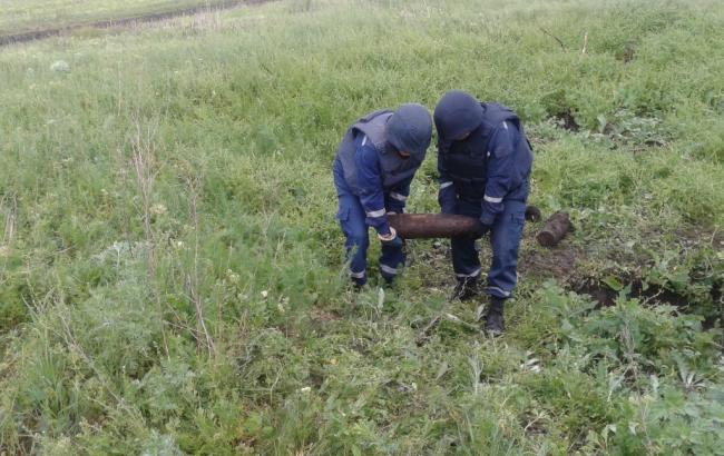 Пиротехники ГСЧС изъяли и уничтожили почти 20 тысяч взрывоопасных предметов с начала года