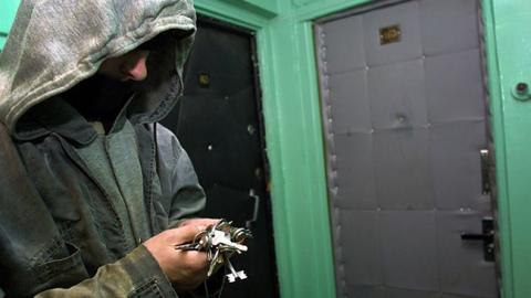 У Києві затримали групу квартирних злодіїв