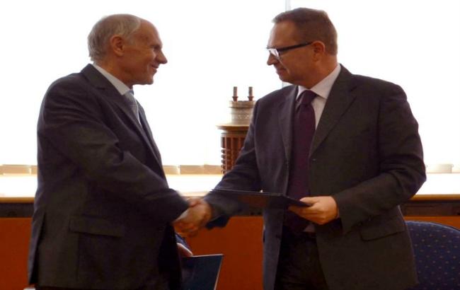 Словенія надала Україні телевізійні передавачі для відновлення мовлення в зоні АТО