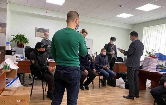 Работал в разведке и был адвокатом. Брата Вовка не накажут за совмещение должностей