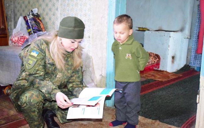 За час війни 223 жінки-поліцейські Донецької області отримали статус учасника бойових дій