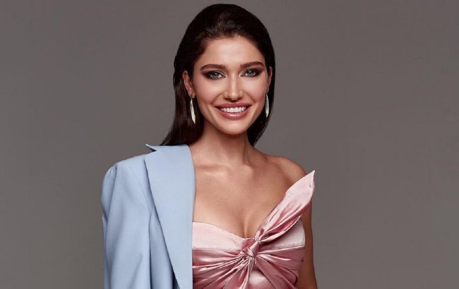 Мисс Вселенная 2021: украинка покрасовалась в полупрозрачном белье перед культовым фотографом