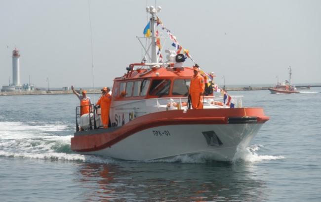 Российский корабль пытался захватить украинский спасательный катер