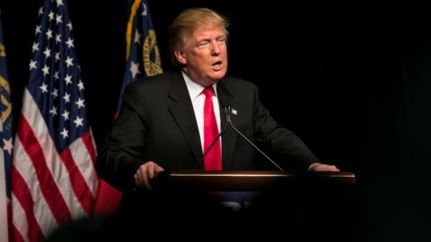 Трамп пригрозил ВОЗ навсегда лишить финансирования США