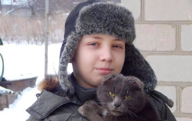 Мальчику из Днепропетровской области, которому перерезали горло, нужна помощь