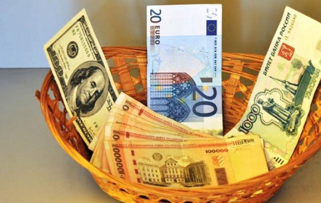 У Росії курс долара знизився до 65,2985 руб., євро - до 75,7125 руб