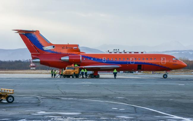 У Самарі здійснив вимушену посадку Як-42 із пасажирами