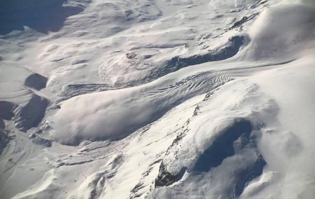 В одном из крупнейших ледников Гренландии обнаружена огромная трещина