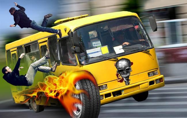 В Черкассах у маршрутки на ходу отвалились колеса