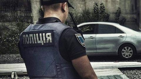 В Ровно неизвестные подожгли авто и дом местного депутата