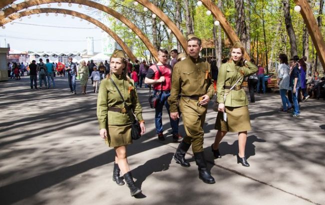 Опрос: более 50% россиян готовы помочь стране деньгами в случае войны