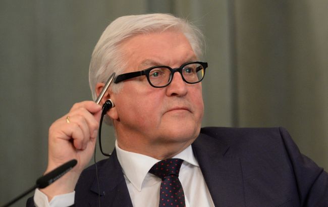 Штайнмайер призвал к поэтапному отказу от санкций против России