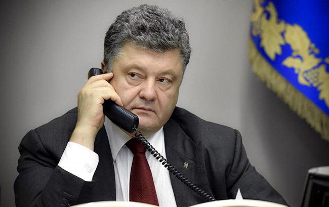 Порошенко обговорив з Путіним звільнення українських політв’язнів