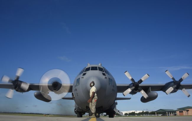 США хотят сбрасывать гуманитарную помощь в Сектор Газа с самолетов: в чем причина