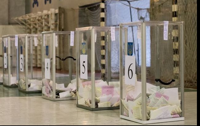 Промежуточные выборы в Раду проходят без серьезных нарушений, - МВД