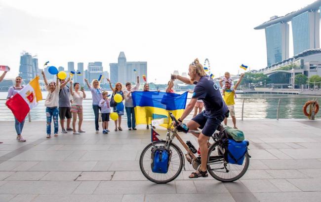 Одесит на велосипеді доїхав до Сінгапуру за 190 днів