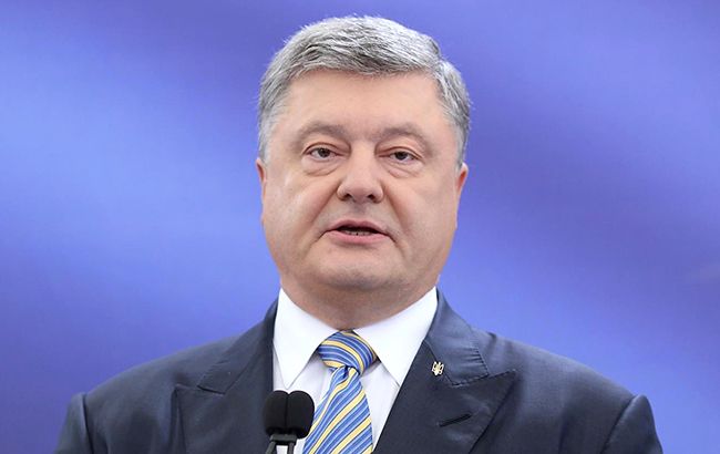 Порошенко ввів у дію рішення РНБО про продовження санкцій проти Росії