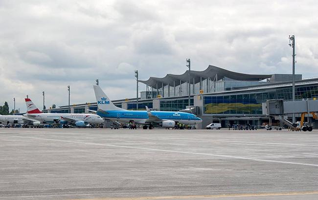 Обшуки в аеропорту "Бориспіль" тривають після вчорашніх затримань