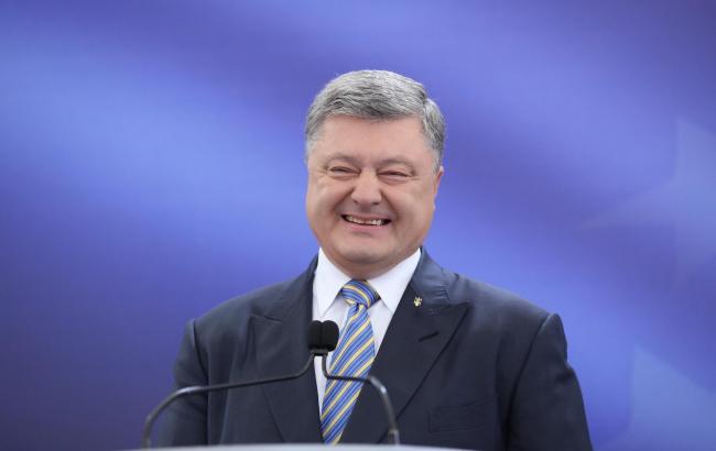 Порошенко розпочав візит до Страсбурга