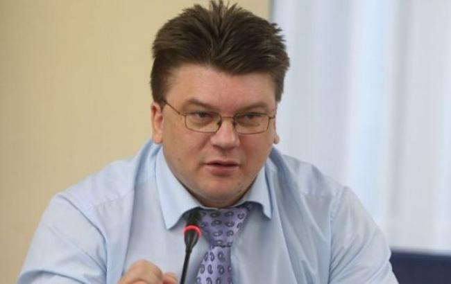 Яценюк пропонує призначити віце-прем'єром з гуманітарних питань Ігоря Жданова