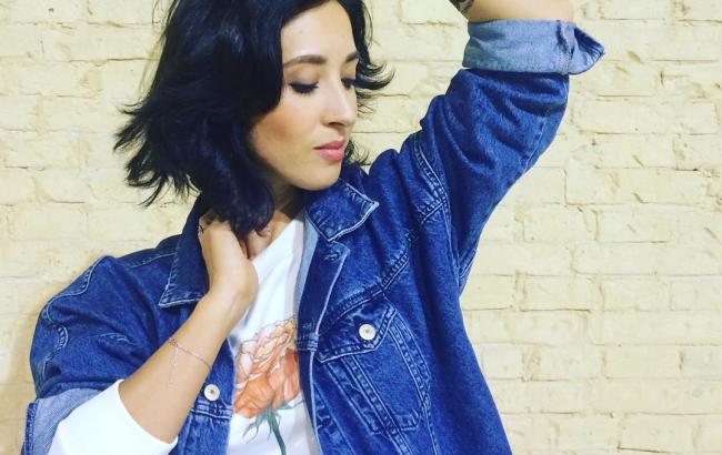 Анна Завальська зважилася на тату з відомою фразою Тараса Шевченка