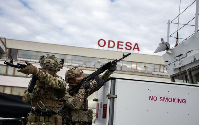 Розвідники морського спецназу провели навчання на військовому кораблі США в Одесі