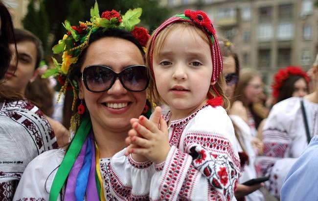 Чи вдягнули ви сьогодні вишиванку – опитування Styler