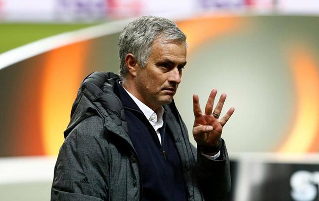 Шесть игроков МЮ пропустят матч за Суперкубок УЕФА, - Моуринью