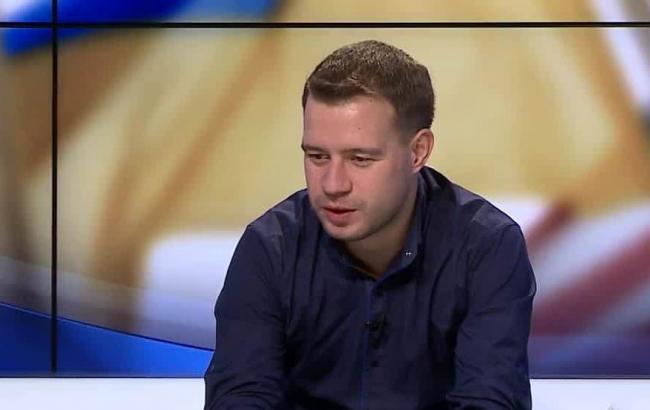 Палаточный городок возле Рады только усложняет жизнь киевлянам, - политолог