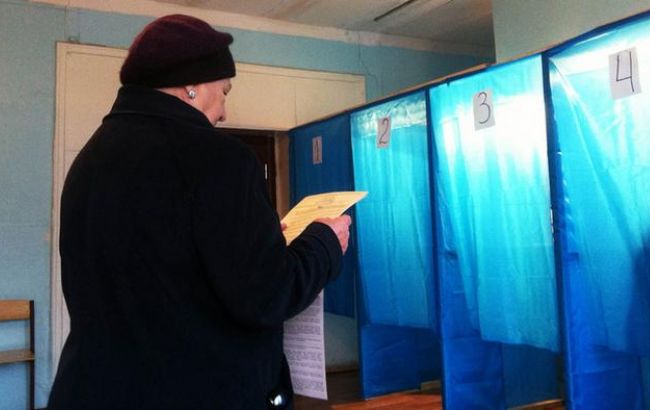 Местные выборы: в трех селах решили выдавать бюллетени без паспортов