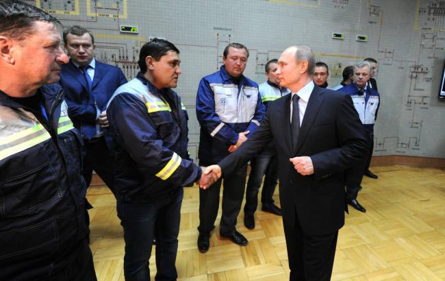 Встретились, поговорили: Визит Путина в Крым (обобщение, фото)