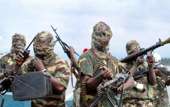 Обвязанные взрывчаткой дети убили 10 человек на севере Камеруна