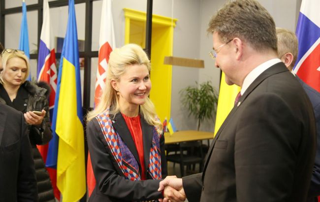 Світлична зустрілася з главою МЗС Словаччини