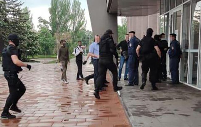 ДФС проводить обшуки в Криворізькій міськраді