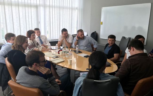 Зеленский рассказал, как будет отбирать кандидатов на должности глав ОГА