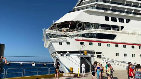 В Мексике столкнулись круизные лайнеры, есть пострадавшие