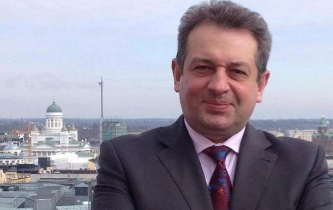 Дипломат рассказал, как его унижали в детстве за украинский язык