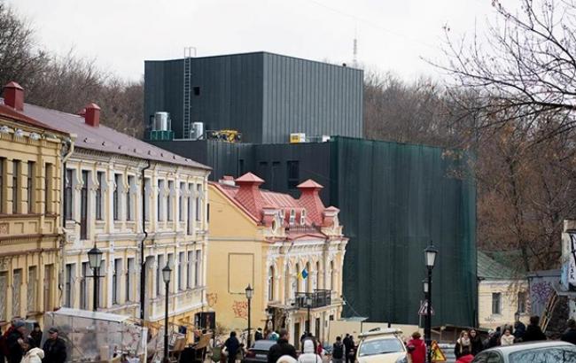 Киевскому театру на Подоле изменят "лицо"