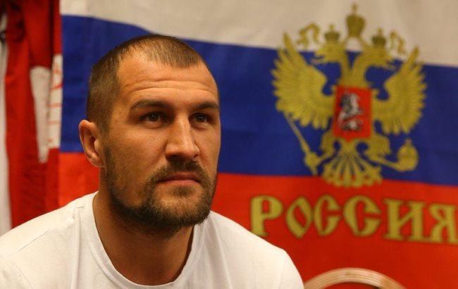 Ради поединка с Усиком российский боксер набирает вес