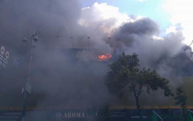 З колишнього Центрального гастроному в Києві хочуть зробити офісний центр: опубліковані документи