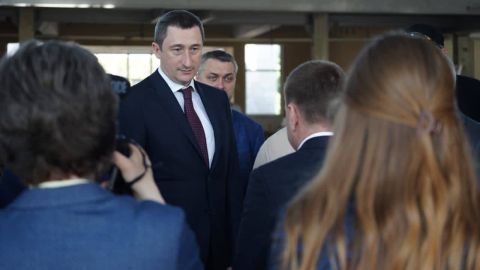 Чернышов проверил ход реконструкции Одесского академического музыкально-драматического театра