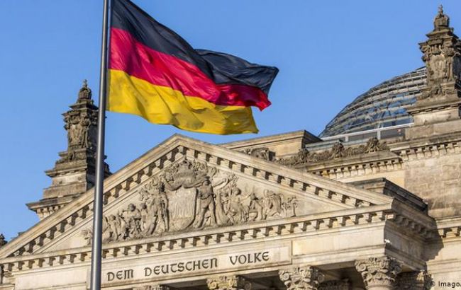 В Германии продлят проверки чиновников на сотрудничество со "штази"